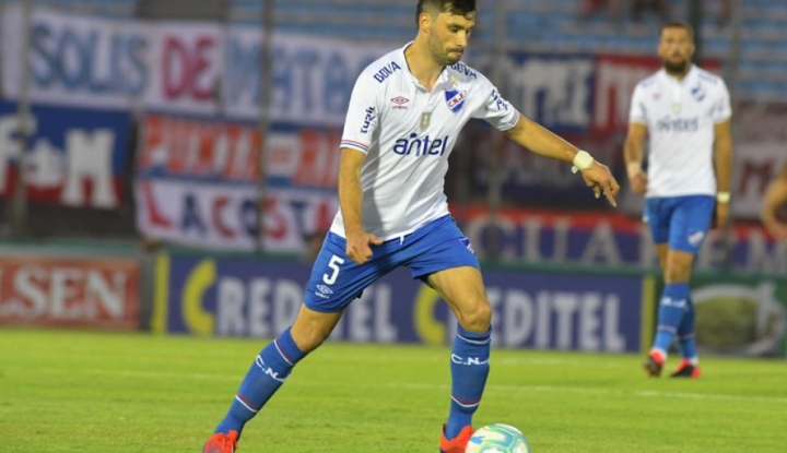 Claudio Yacob: &quot;40 días más de entrenamiento son una ventaja&quot;