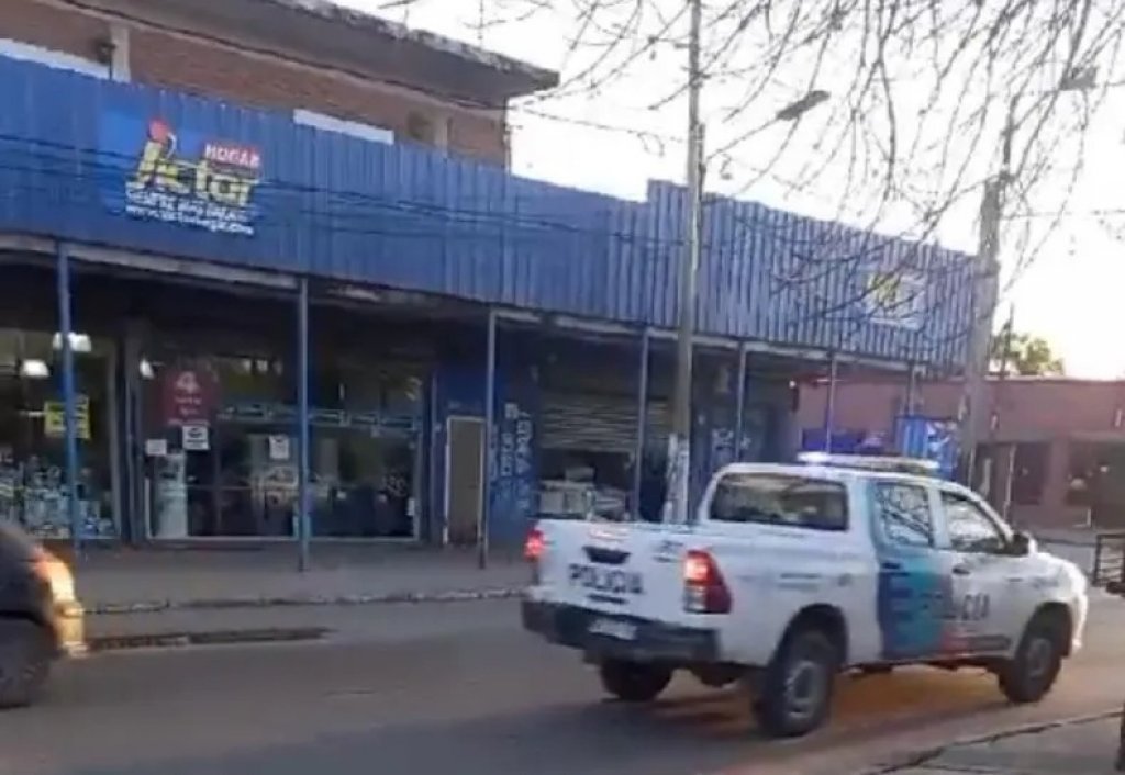 Saquearon un local de electrodomésticos en Derqui