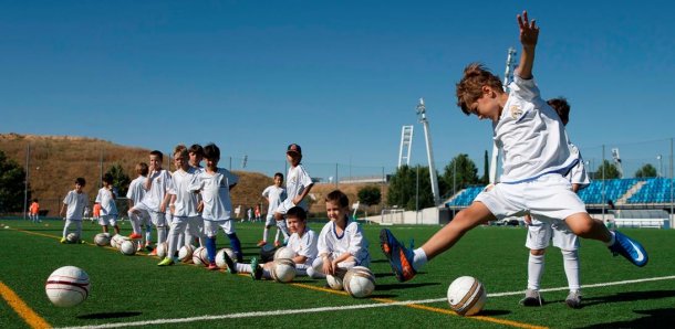 Santiago Vidal: "Nunca pensé que iba a poder ser entrenador y tener mi academia de fútbol para niños"