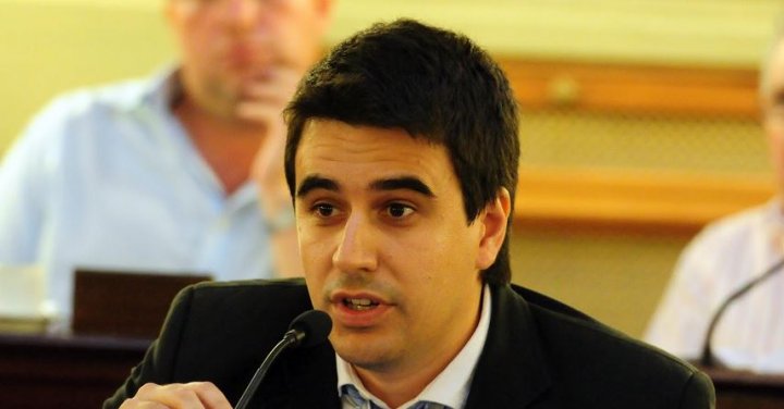 Eduardo Tonioli: "Queremos que la gestión de las fuerzas de seguridad esté en manos del poder civil"
