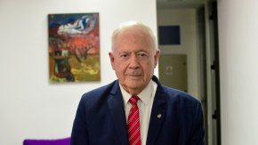 Hugo Pizzi: "El mundo se olvid&oacute; de los 20 millones de muertos por COVID"