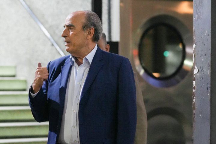 Guillermo Francos: "Milei tiene la legitimidad del 56% que lo vot&oacute; y eso hace que se sienta empoderado"
