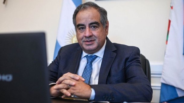 Julio Martínez: "No veo problemas o dificultades en que asuma Presti. No ha tenido ninguna participación en la última dictadura"