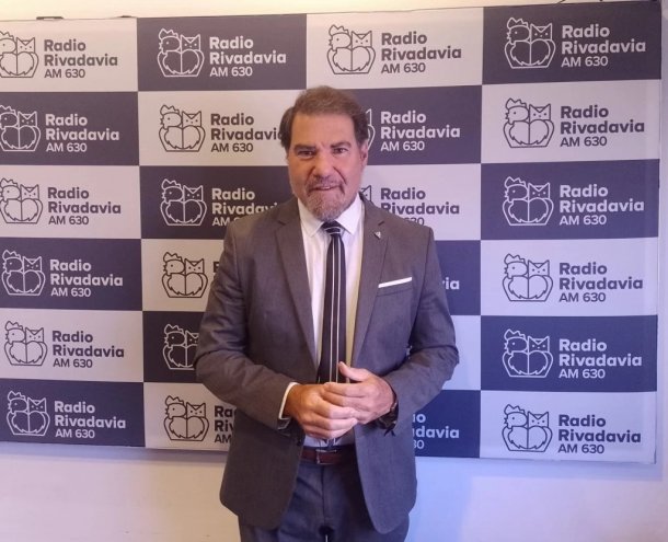 Claudio Zuchovicki: "Si Milei no hacía nada, chocaba. Ya no hablamos más de híper, hablamos de recesión"