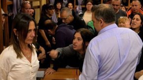 Clarisa Armando: "Si el resultado no es el que quiere el kirchnerismo, act&uacute;a con violencia"