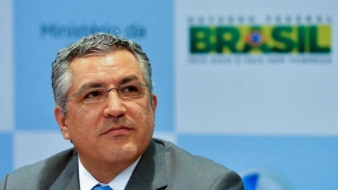 Alexandre Padilha: "Brasil está viviendo la mayor tragedia humana de su historia"