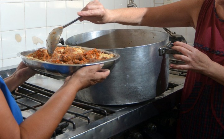 Desesperación en diversos comedores por faltante de comida