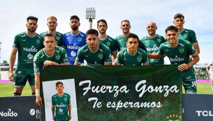 El jugador de Sarmiento que recibió un botellazo en la cabeza ya está fuera de peligro