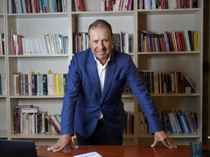 Guillermo Oliveto sobre el discurso de Milei: "Que la gente haya apagado la televisi&oacute;n tan bruscamente, algo esta indicando"