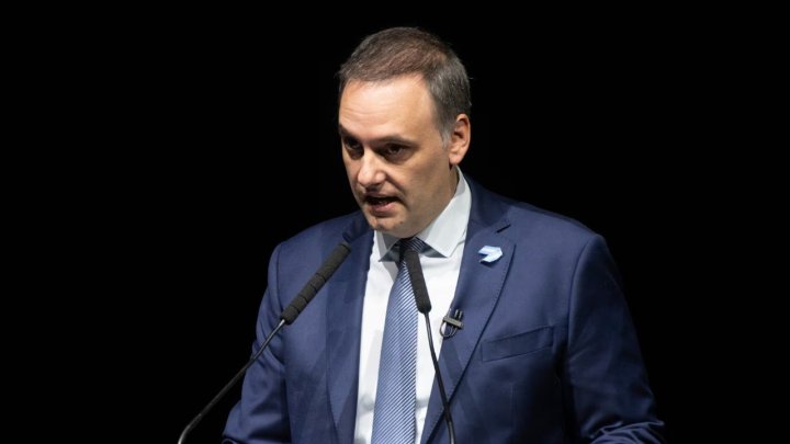 Manuel Adorni: "Macri fue injusto conmigo y cuando me lo crucé en privado siempre me halagó"