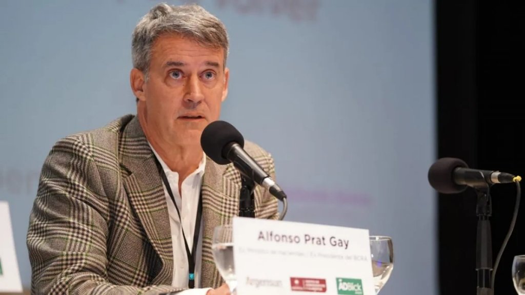 Alfonso Prat - Gay: &quot;Este Gobierno deja una bola de nieve de un Banco Central quebrado y endeudado&quot;