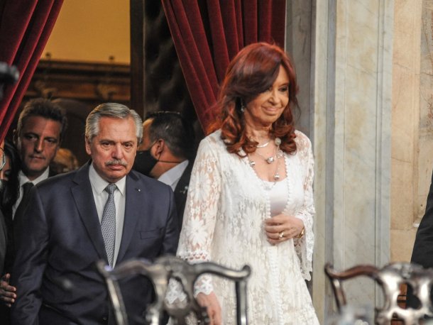 "A Cristina no le importa nada y el Presidente parece no tener destino"