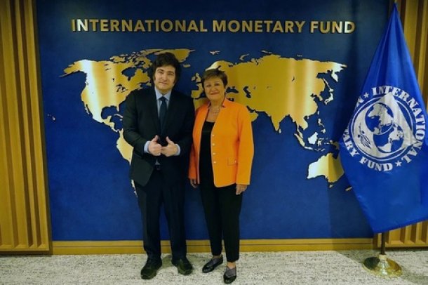 Mauricio Zabalza: "El FMI controlará el destino de los dólares a la Argentina. Para sancionar a Cristina esperando su debilidad política"
