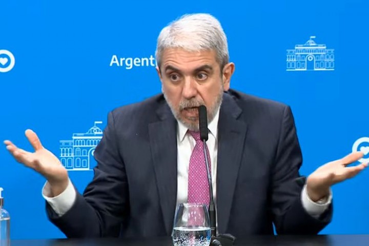 Aníbal Fernández: "La alternancia es indispensable en la democracia"