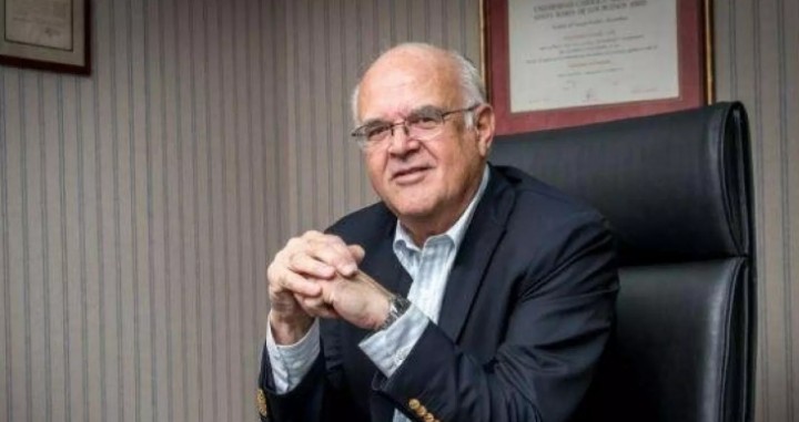 Luis Palma Cané: "Hasta que no se presente un programa con la gente del Fondo, todo esto son fuegos de artificio"