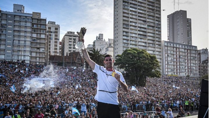 Guillermo Montenegro sobre cambiar el nombre del estadio Minella: "Lo que gener&oacute; el Dibu en la ciudad es algo distinto"