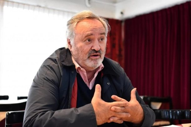 Joaquín de la Torre: "Al seguir creando cargos públicos sólo se beneficia la política, no la gente"