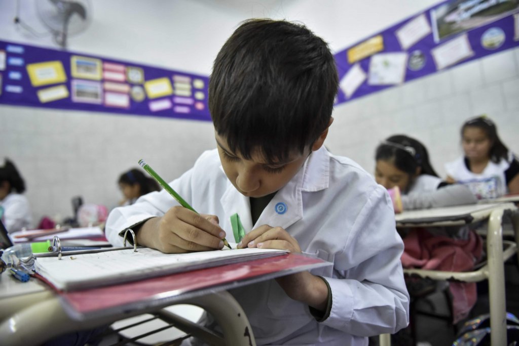 El referente de argentinos por la educación analiza la educación pública