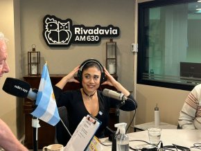&iexcl;Un recorrido por los cl&aacute;sicos del folclore junto a Valeria L&oacute;pez Vila!