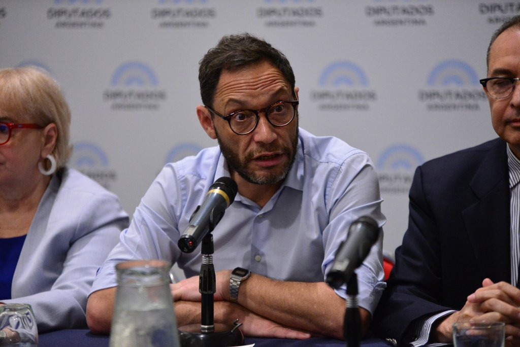 Maximiliano Ferraro: "No creemos que el juicio político sea una salida”