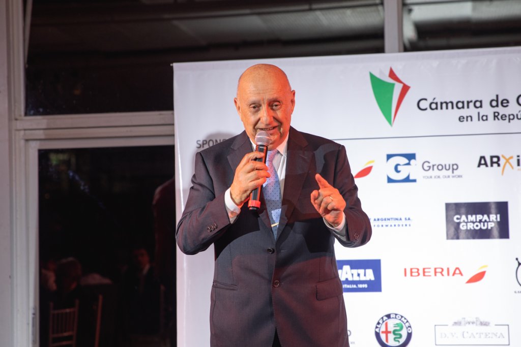 Arturo Curatola: "El futuro empresarial es negro, hace más de 70 años que estamos así"