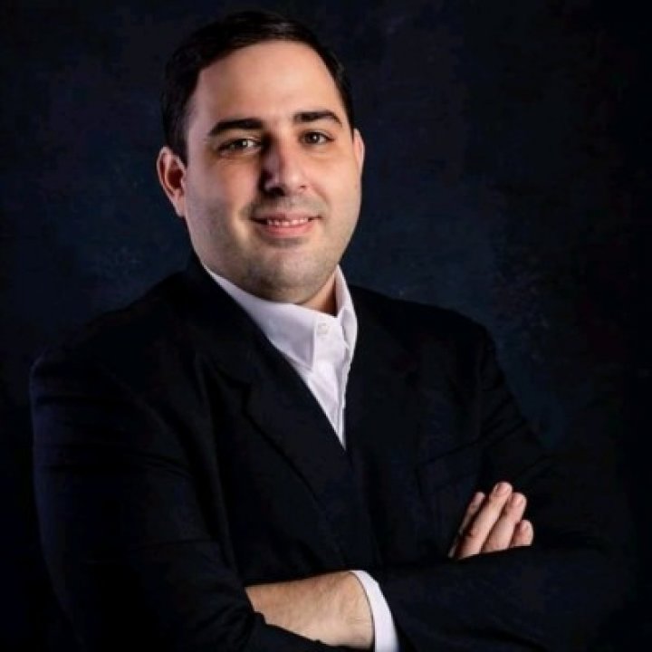 Mario Mat&iacute;as Sebely: el intendente que puso una escuela de emprendores para ayudar a dejar los planes sociales