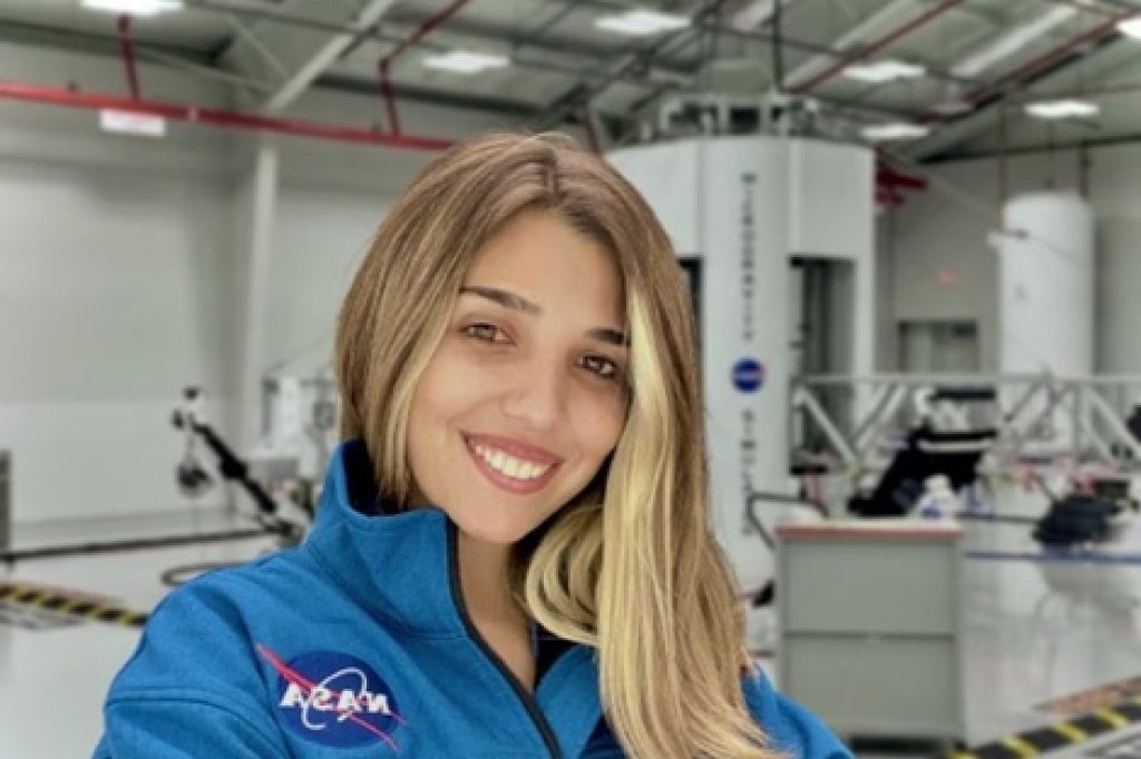 Noel De Castro: "Voy a ir a una misión a la base espacial para investigaciones sumamente científicas"