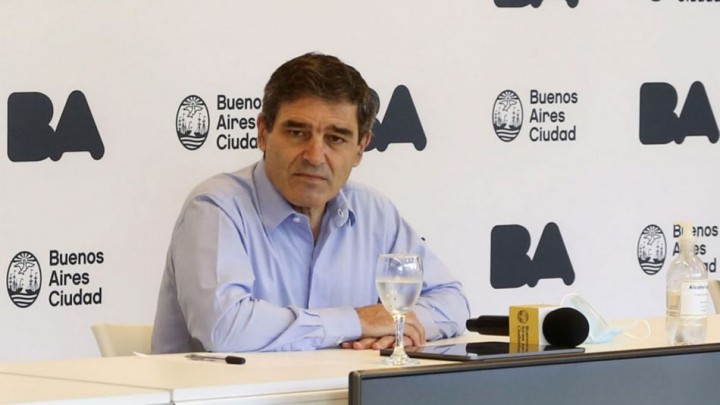 Fernán Quirós sobre la medida de no obligatoriedad del barbijo: "Creemos que habría que haberlo hecho con más planificación"