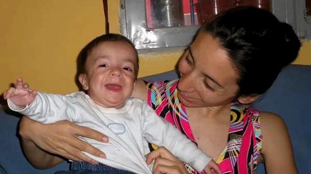 Adoptó a un niño que tenía nula expectativa de vida: "Él necesitaba una madre no importa el tiempo que sea"