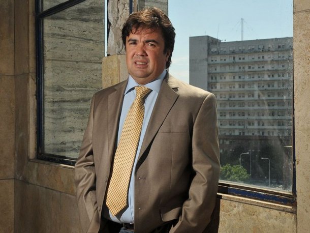 Guillermo Marijuan: "Hay punteros políticos que les exigen ir a limpiar sus casas a la gente que tiene planes"
