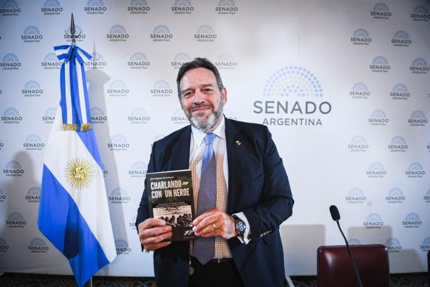 Proponen que los veteranos de Malvinas circulen en sus autos con calcomanías que los distingan para que sean reconocidos