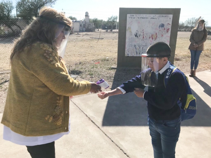 Qué es lo que proponen los padres que quieren que vuelvan las clases presenciales