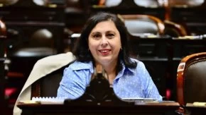 Paula Oliveto: "En el acto de ayer, Milei me pareció un presidente fugado de la realidad"