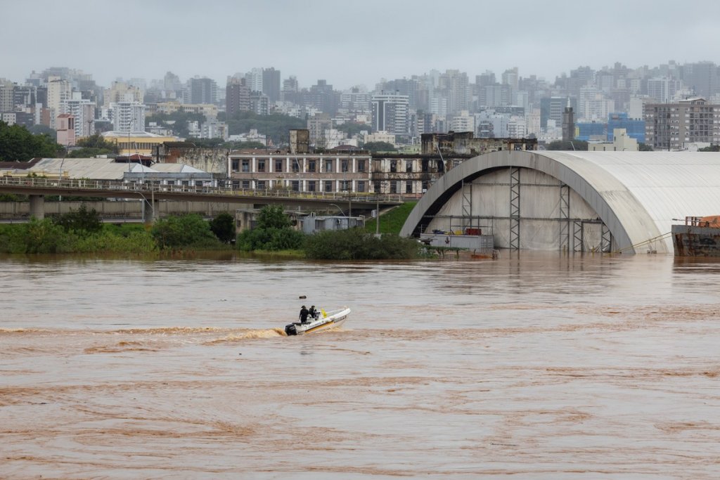 Inundaciones en Brasil: &quot;Lula vino dos veces pero los helicópteros que debería dar el Estado no aparecen&quot;