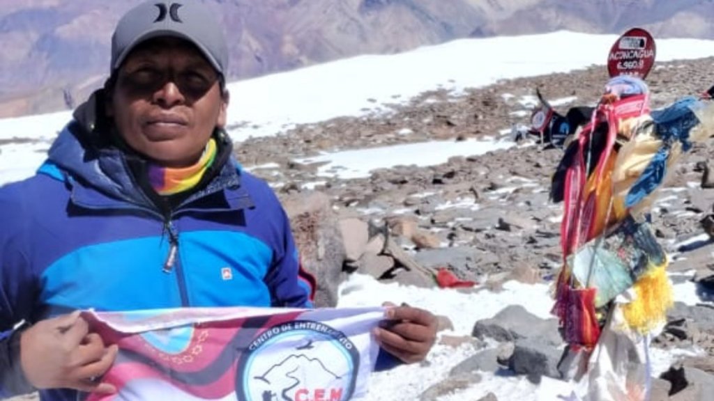 ¡Un salteño en la cima del Aconcagua!