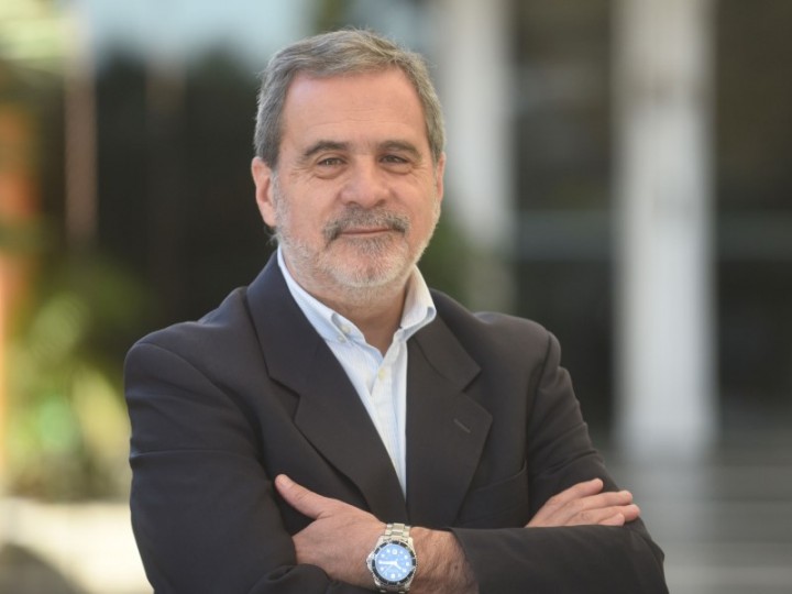 Carlos Fara: "Con la aspiración presidencial, Manzur iba a entrar en competencia tarde o temprano con Alberto"