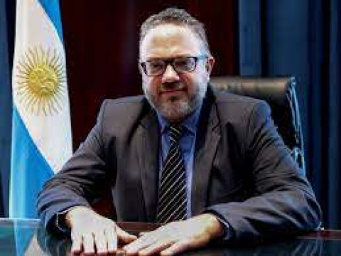 Matías Kulfas: “La caída del empleo fue grande pero menor que en otros países"
