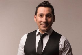 Ariel Ardit: "Le cante 7 veces el himno a la Selección; todo comenzó por un homenaje a mi abuela"