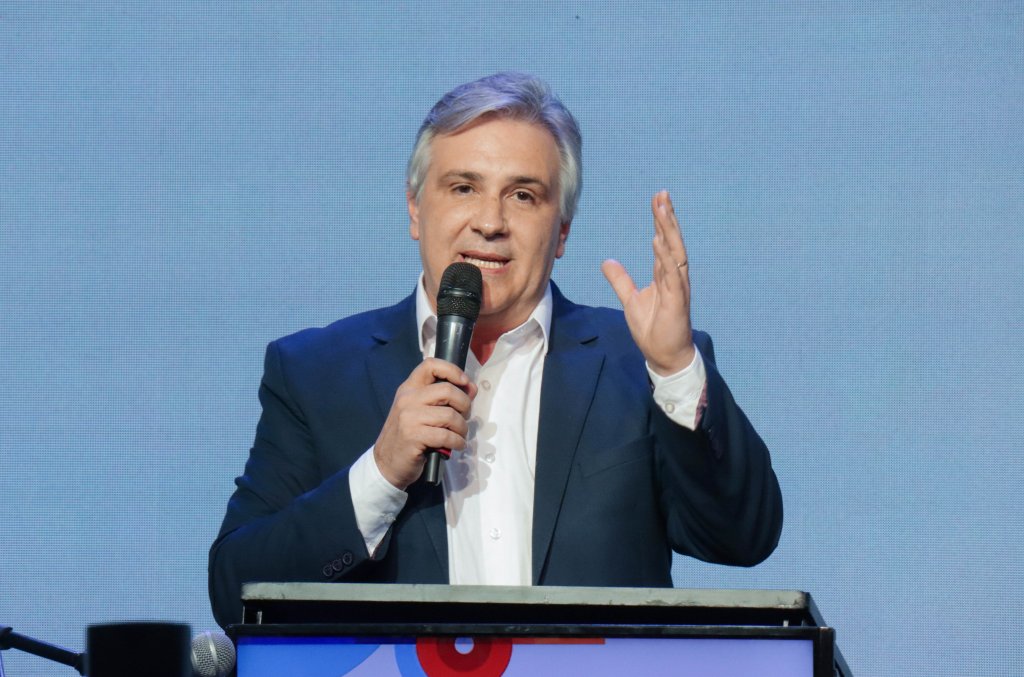 Martín Llaryora: "Un paquete de ajuste de esta dimensión, sin ver la luz al final del túnel, va a ser insoportable para el país"