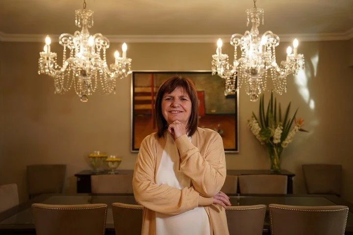 Patricia Bullrich: &quot;Patricia Bullrich no se desinfla nunca y está para dar la batalla final contra el kirchnerismo&quot;