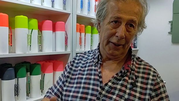 Julio Morzan: "Cambie el sistema y al agitar el mate el polvillo queda debajo"