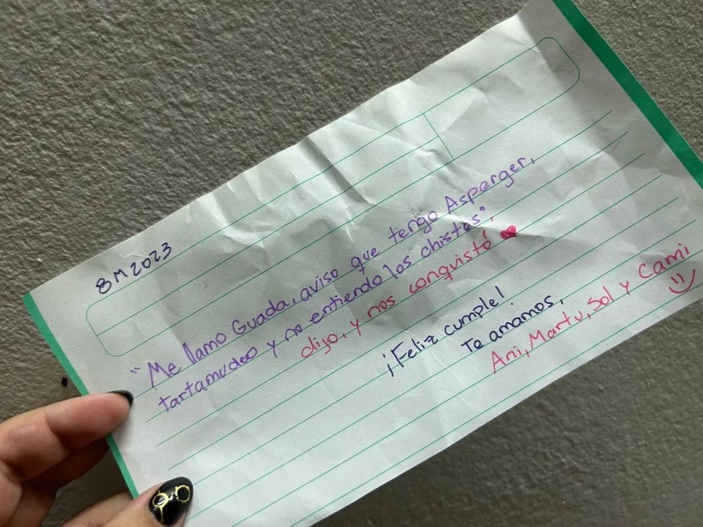 Guadalupe Madrazo tiene asperger y estudia en la universidad: “Naturalizo lo que me pasa, me animé a contarlo el primer día de clases y armé un grupo l muyindo”