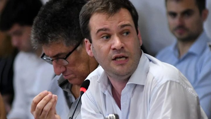 Juan Manuel L&oacute;pez: "Es una mala t&eacute;cnica el DNU, hay que convertirlo en ley y discutirlo"