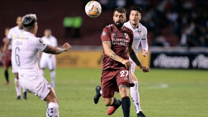 Juegan River y Defensa en un día con mucha acción de Copa Libertadores