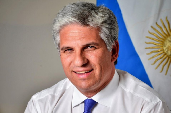 Claudio Poggi: "El kirchnerismo nos lleva hacia el lado de Venezuela"