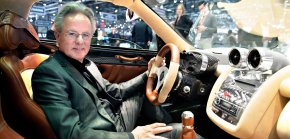 Horacio Pagani: "No haría autos con Elon Musk, él hace gran producción y los nuestros son vestidos a medida"