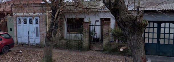 Se fue de vacaciones y al llegar una familia vivía en su casa: "Me decían que les habían vendido la casa y apilaron todas mis cosas"