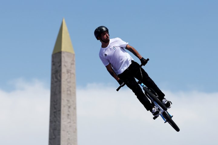 Paco, pap&aacute; de Maligno Torres: "A los 5 a&ntilde;os ya se mov&iacute;a tranquilo en una bicicleta grande"