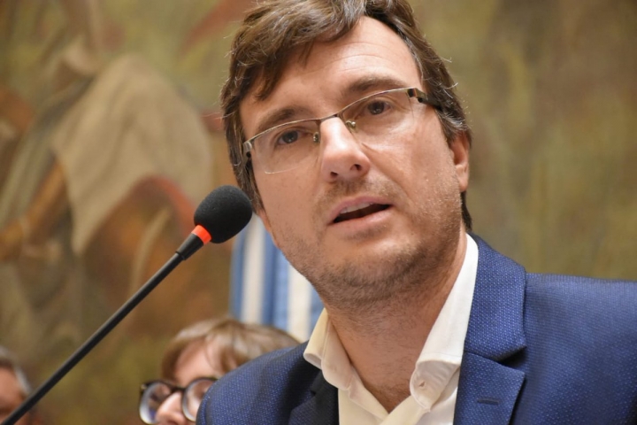 Lucas Ghi: “Estamos pensando en medidas más restrictivas, porque los niveles de contagio crecen día a día”