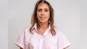 Gabriela Ferrucci: Turismo en crisis: "Ir al sur cuesta 800 dólares, ir al caribe cuesta 400"